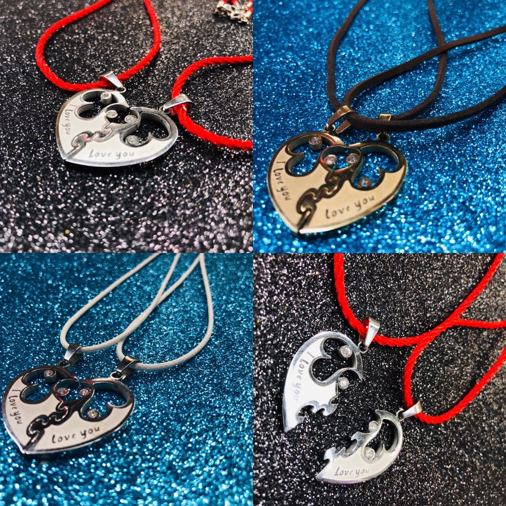 Best friends heart neckles !♥️
